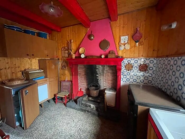 Casa con 5 locali in vendita in Bagni Di Lucca