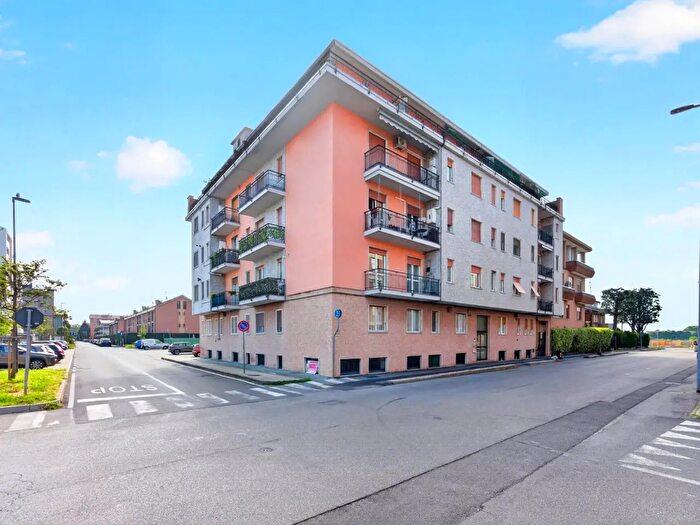 Appartamento bilocale in vendita in Via Carlo Cattaneo, Bollate