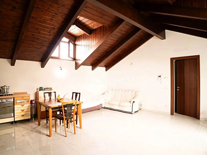 Appartamento trilocale in vendita in Via Pietro Donadio, Cardito