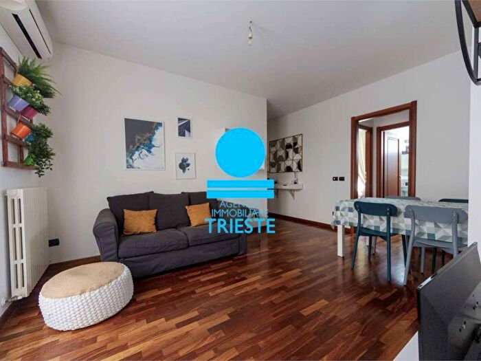 Appartamento trilocale in affitto in Porto, Pesaro