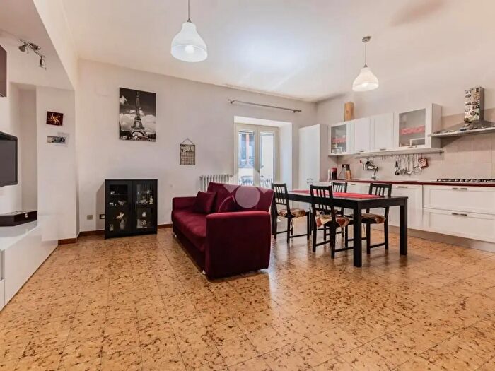 Appartamento trilocale in vendita in Via Cassia Interna, Vetralla