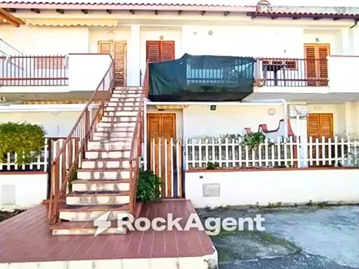 Appartamento bilocale in vendita in Contrada Saiatine Villaggio Siena Cda Siena, Furnari