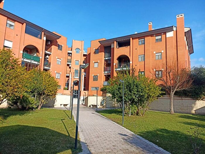 Appartamento trilocale in affitto in Via Fillia, Tor Sapienza La Rustica, Roma