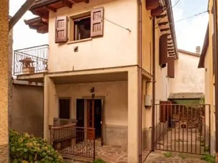 Appartamento quadrilocale in vendita in Frassinoro