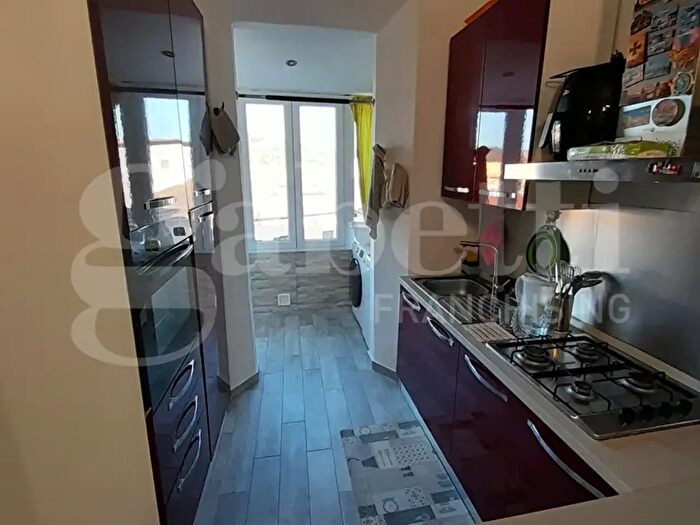 Appartamento con 5 locali in vendita in Poggibonsi