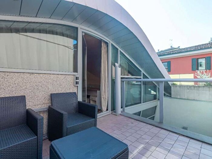 Appartamento trilocale in affitto in Via Andrea Costa, Saragozza fuori Porta, Bologna