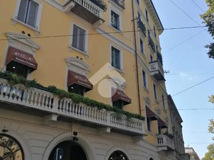 Appartamento monolocale in affitto in Piazza Oberdan, Milano