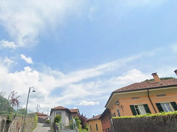 Appartamento trilocale in affitto in Via Fossato, Maslianico