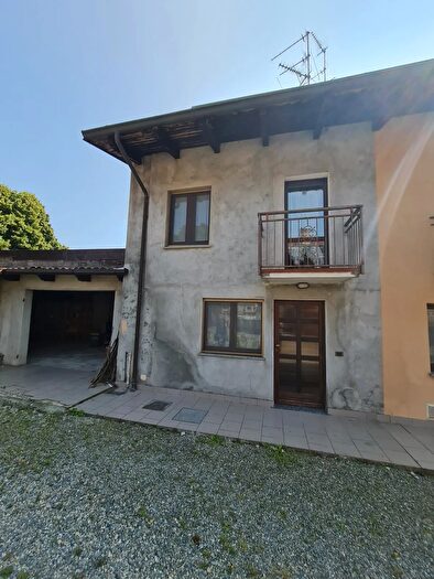 Casa trilocale in vendita in Santhia