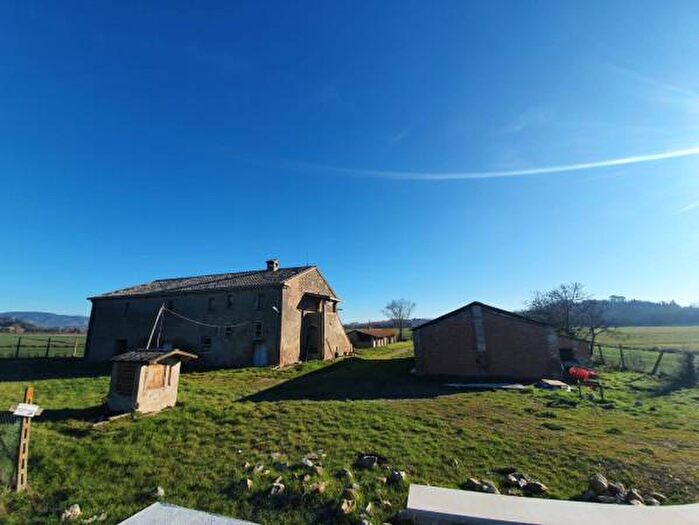 Casa con 6 locali in vendita in Perugia