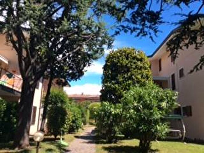 Appartamento quadrilocale in affitto in Piazzale della Costituzione, Centro, Bardolino