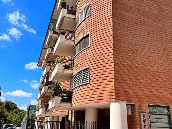 Appartamento trilocale in affitto in Torrino, Roma