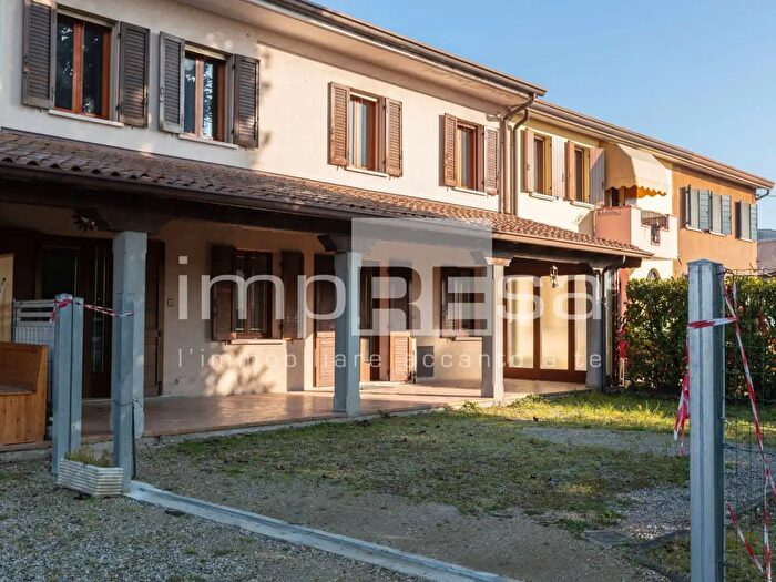 Casa con 7 locali in vendita in Via Casoni, Mogliano Veneto