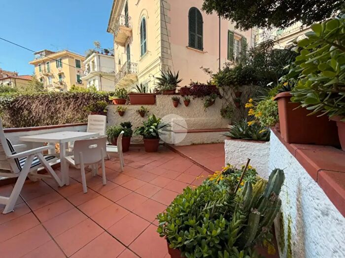 Appartamento con 5 locali in vendita in Scalinata Santa Lucia, La Spezia