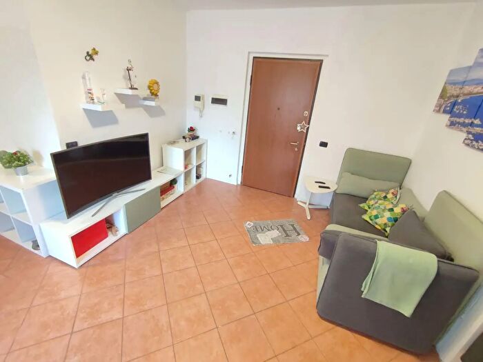 Appartamento bilocale in vendita in Via Padana Superiore, Gessate