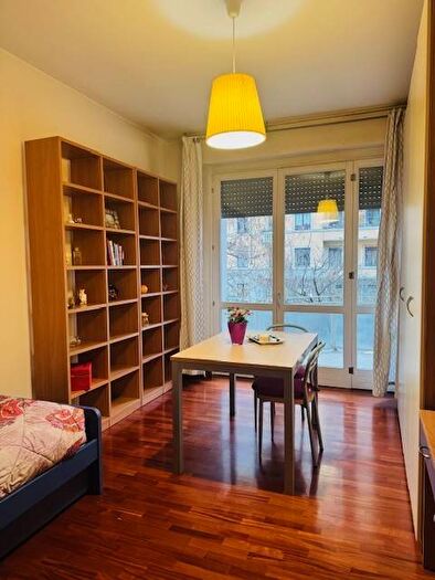 Appartamento trilocale in affitto in Via George Washington, Washington, Milano