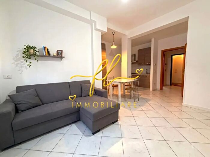 Appartamento monolocale in vendita in Cecina