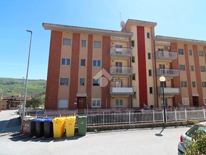 Appartamento bilocale in vendita in Via Michele Camposarcuno, Ripalimosani