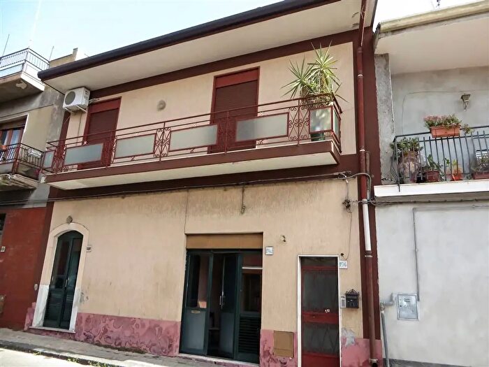 Appartamento trilocale in vendita in Trecastagni