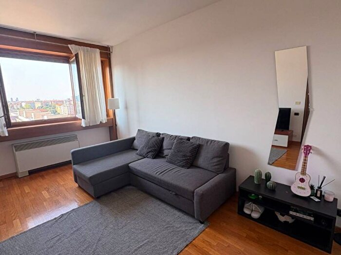 Appartamento bilocale in affitto in Piazza dei Daini, Bicocca, Milano
