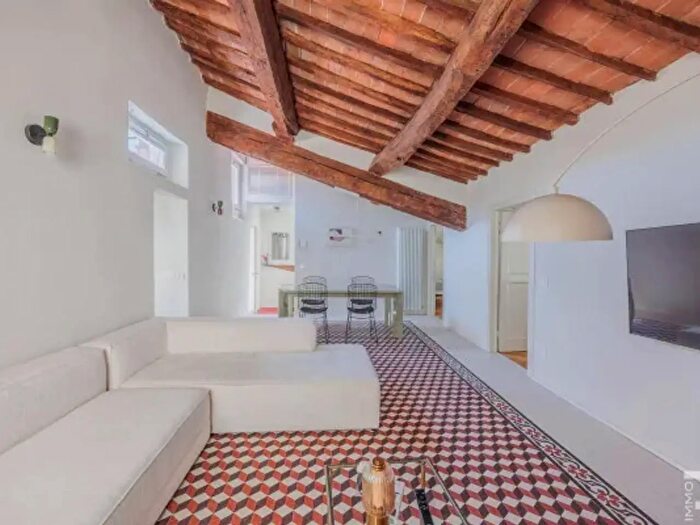Appartamento trilocale in vendita in Via San Nicolao, Lucca