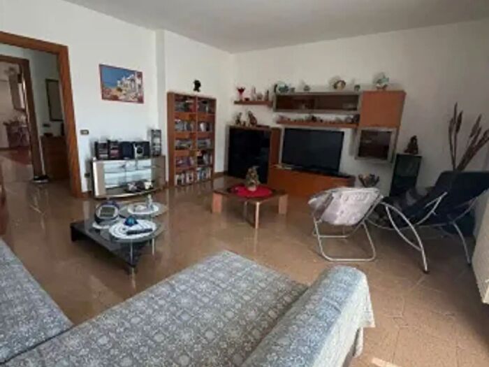 Appartamento quadrilocale in vendita in Via Piana di Monolo, Roasio