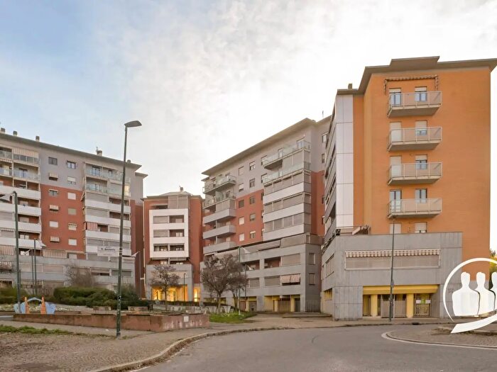 Appartamento quadrilocale in vendita in Strada Altessano, Torino