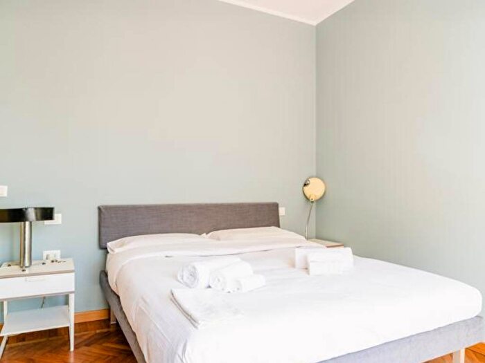 Appartamento trilocale in affitto in Viale Andrea Doria, Buenos Aires, Milano