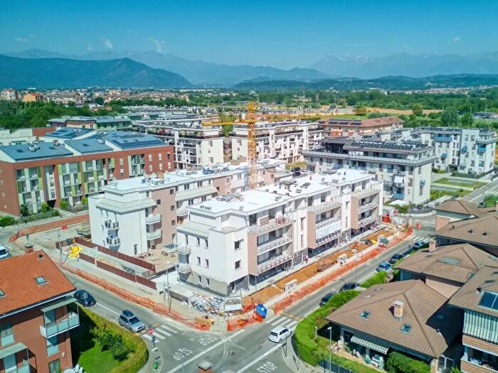 Case in Vendita e in Affitto - 3