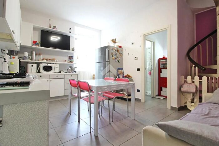 Casa bilocale in vendita in Via SantAlessandro, Mariano Comense