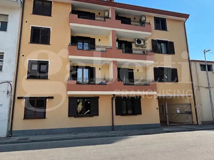 Appartamento trilocale in vendita in Via Carlo Meloni, Oristano