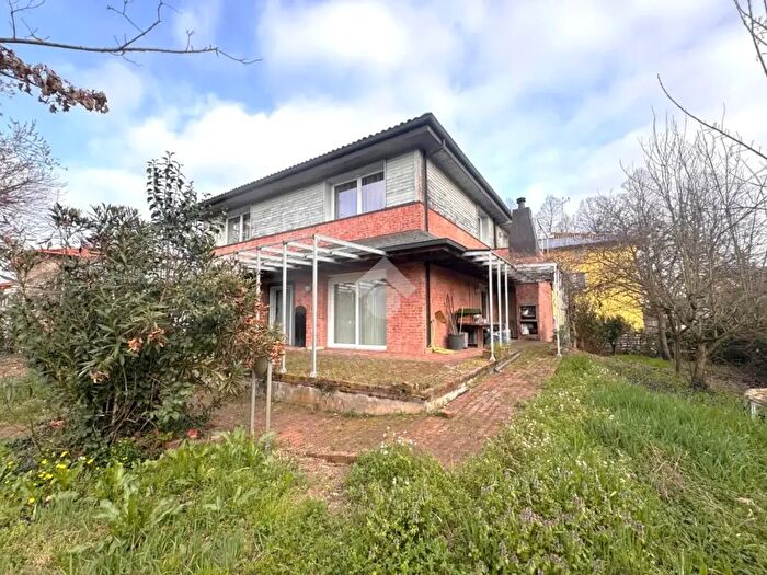 Casa con 5 locali in vendita in Via dei Carracci, San Giovanni In Persiceto