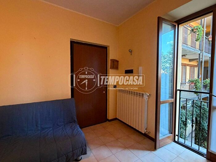 Appartamento bilocale in affitto in Via Don Giuseppe Andreoli, Bovisa, Milano