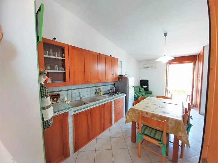 Appartamento trilocale in vendita in Santa Maria Del Cedro