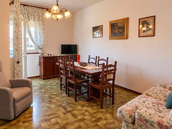 Appartamento con 5 locali in vendita in Via Piero Maroncelli, Marina di Grosseto, Grosseto