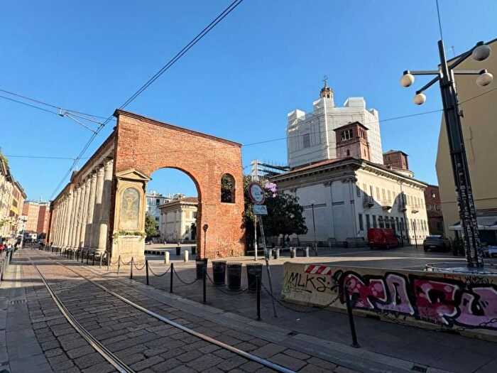 Appartamento monolocale in affitto in Piazza Vetra, Carrobbio, Milano