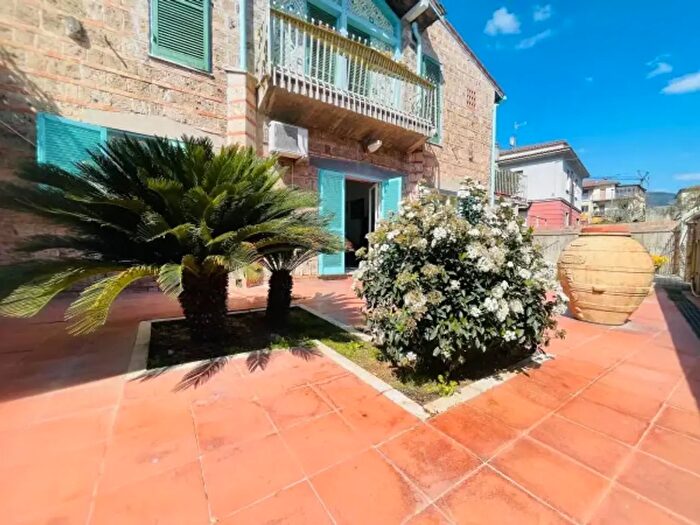 Appartamento trilocale in vendita in Via Giuseppe Gioachino Belli, Terni