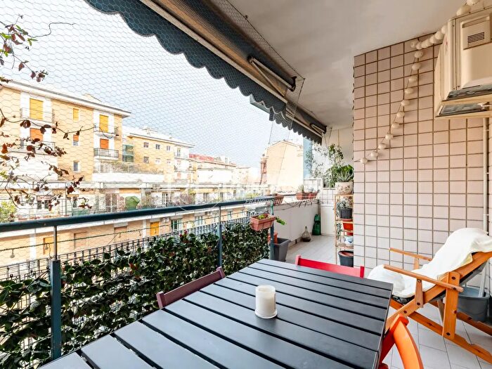 Appartamento trilocale in vendita in Via Aristotele, Milano