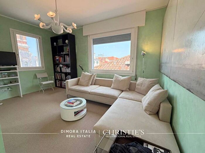 Appartamento con 5 locali in affitto in San Marco, Venezia