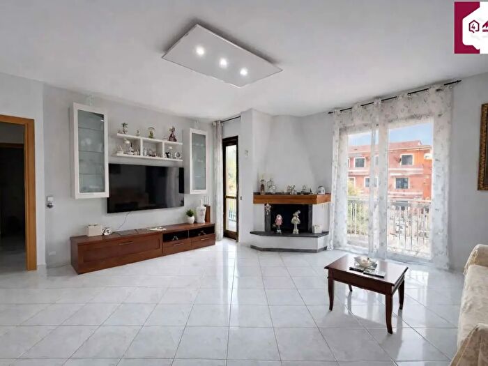 Appartamento quadrilocale in vendita in Traversa II Via Dietro Corte, Teverola