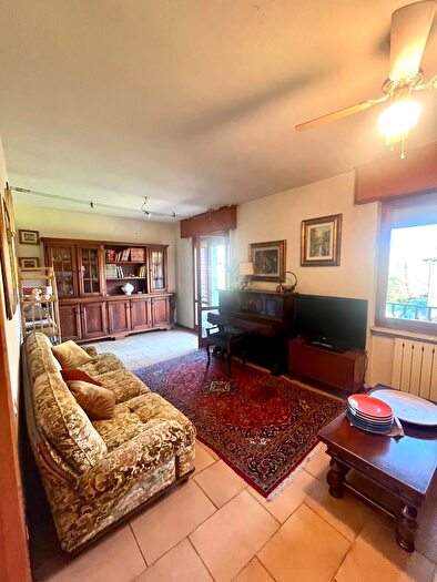 Appartamento con 5 locali in vendita in Barga