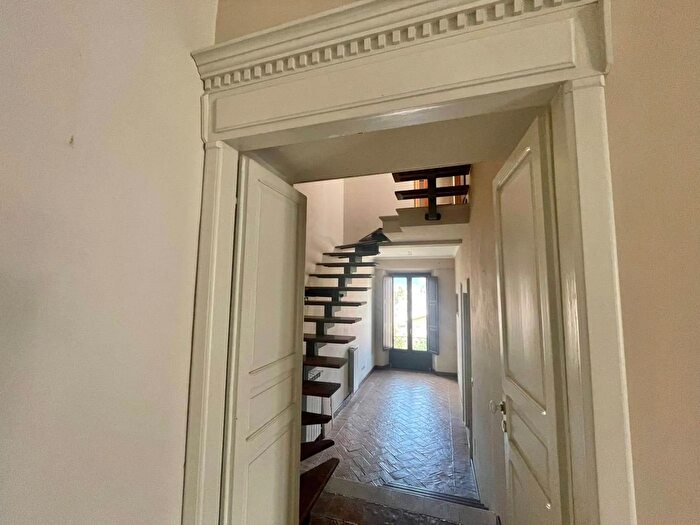 Appartamento con 6 locali in vendita in Via Borgo Nuovo Isola del Liri Frosinone, Isola Del Liri