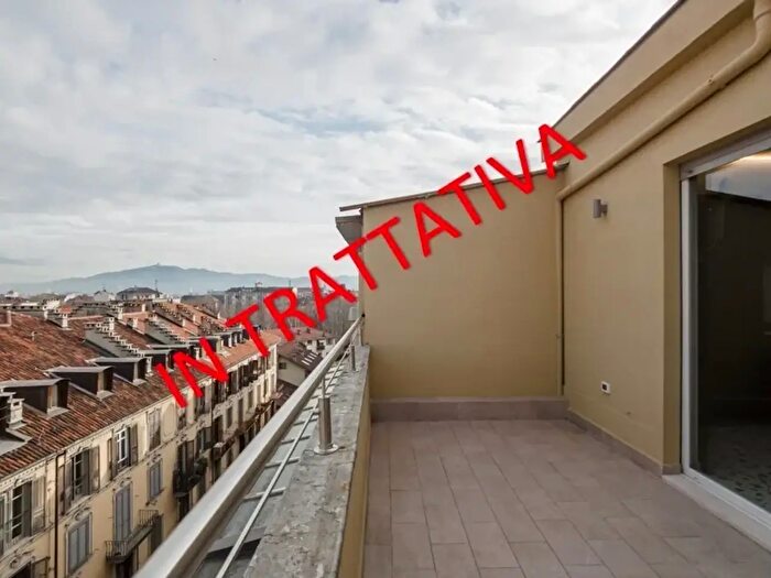 Appartamento con 5 locali in vendita in Corso Principe Eugenio, Torino