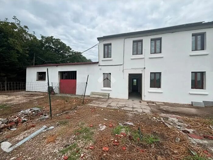 Appartamento trilocale in vendita in Via Statale, Stanghella