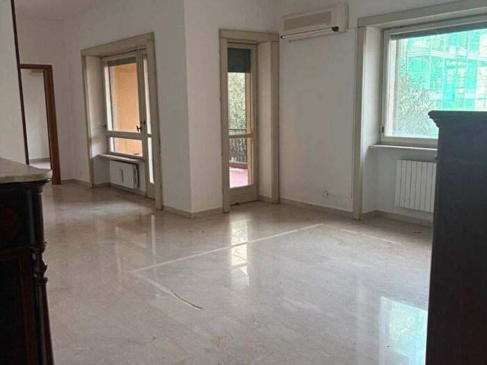 Appartamento con 6 locali in affitto in Via Principe di Paternò, Giotto Galilei Palagonia, Palermo