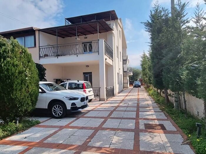 Casa trilocale in affitto in Via Luigi Settembrini, Torre Muzza, Carini