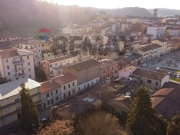 Appartamento trilocale in vendita in Via Senese, Poggibonsi