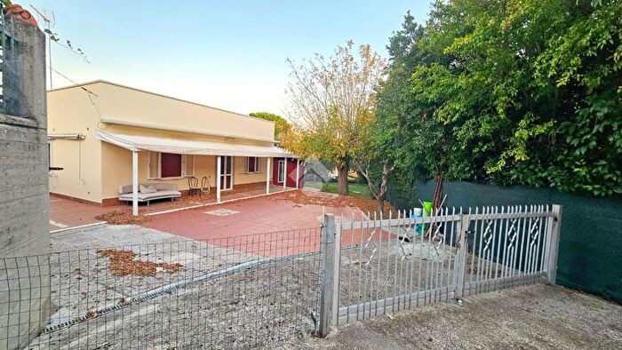 Casa quadrilocale in vendita in Via Roma, San Giovanni In Marignano