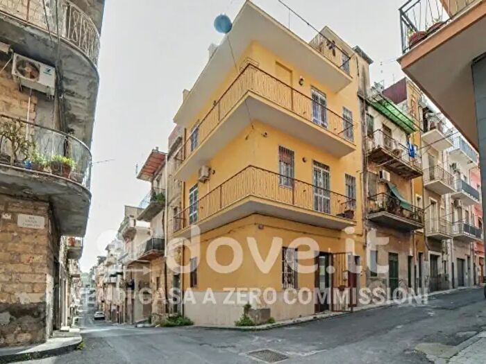 Appartamento quadrilocale in vendita in Via Giosuè Carducci, Lentini