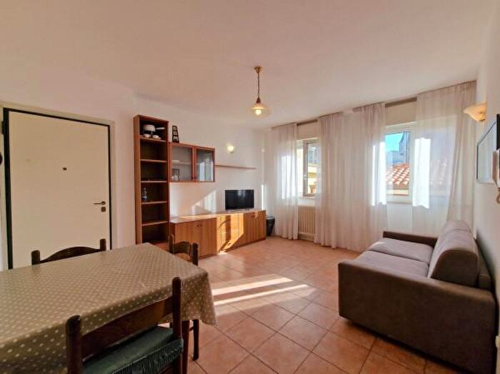 Appartamento trilocale in vendita in Viale Amintore Galli, Riccione